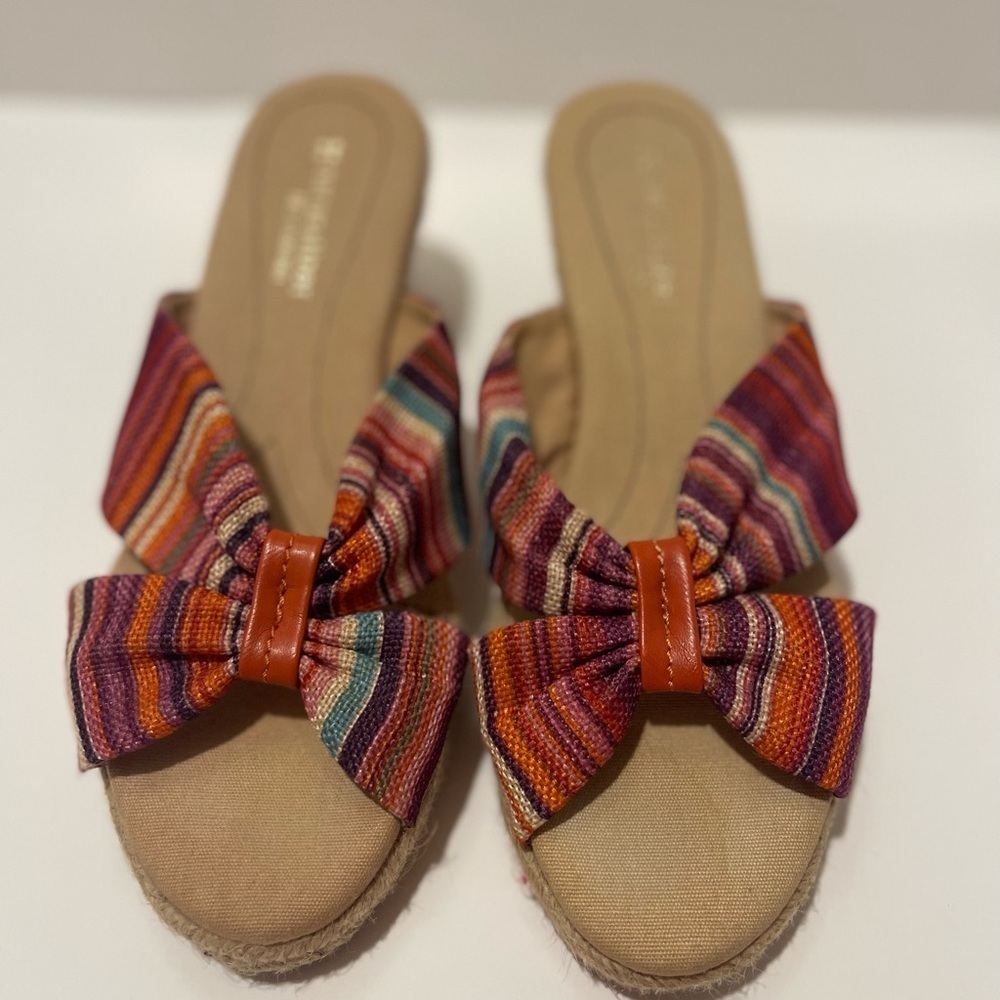 Naturalizer Multicolor Striped Bow Sandals